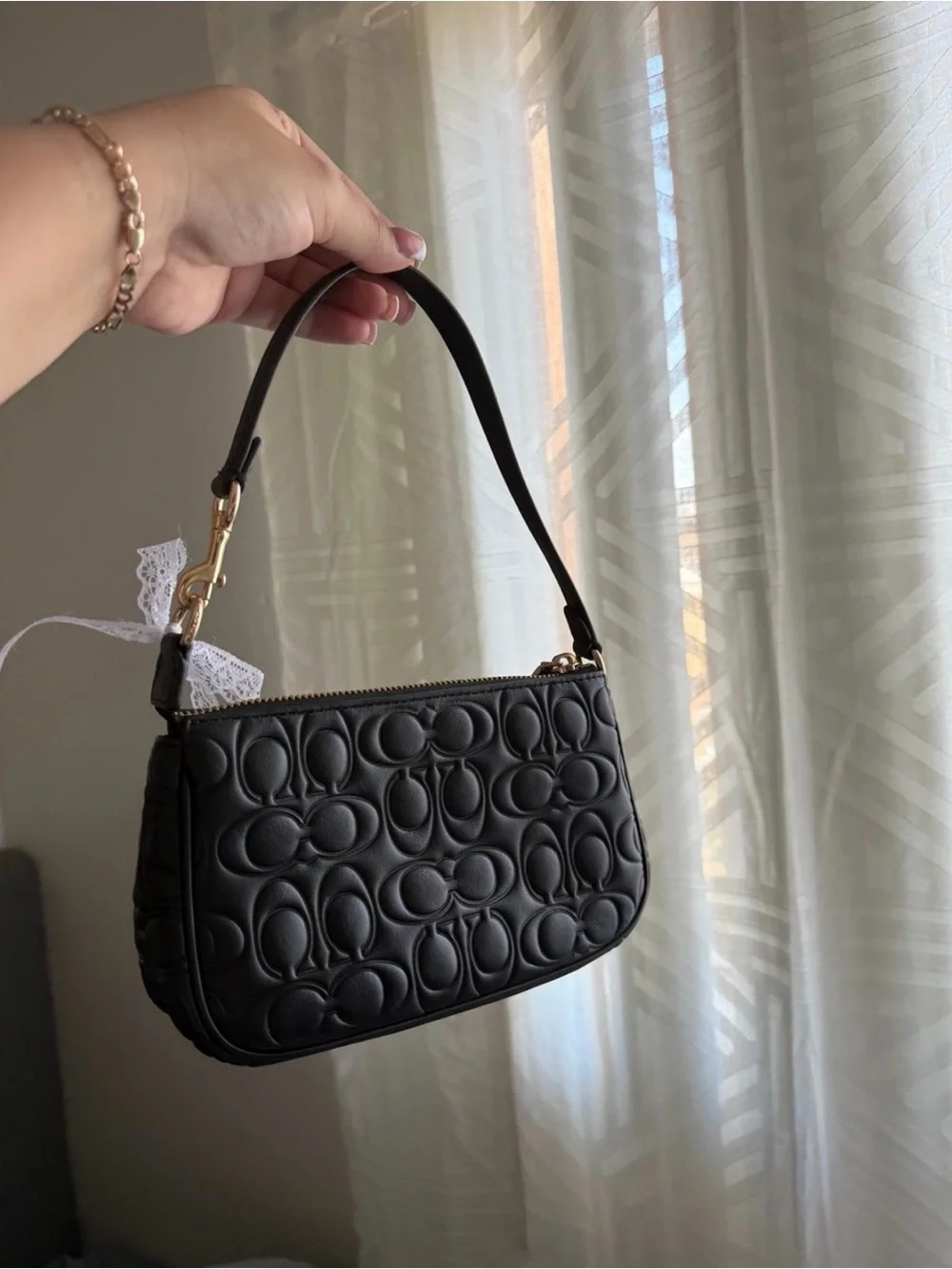 Authentic Coach Black Quilted Signature Wristlet with Gold Hardware